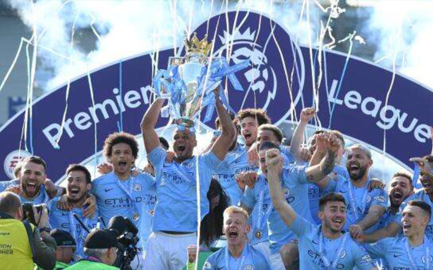 卓越表现 卓越表现